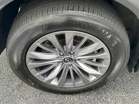Used 2025 MAZDA CX-90 3.3 Turbo w/ Select Package AWD/4WD image 35