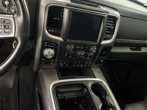 Used 2018 RAM 1500 Limited image 19