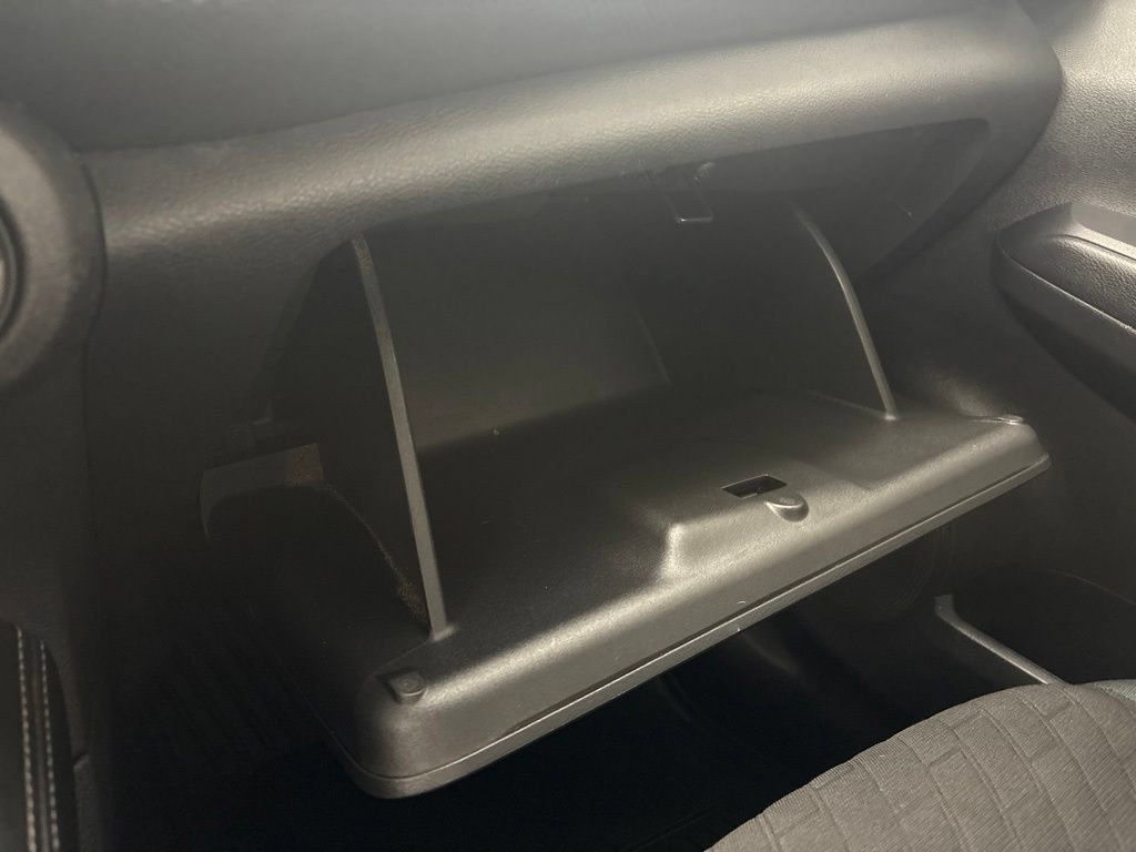 Used 2023 Nissan Kicks SV FWD image 30