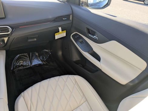New 2026 Nissan Sentra SL w/ Floor Mat Package FWD image 17
