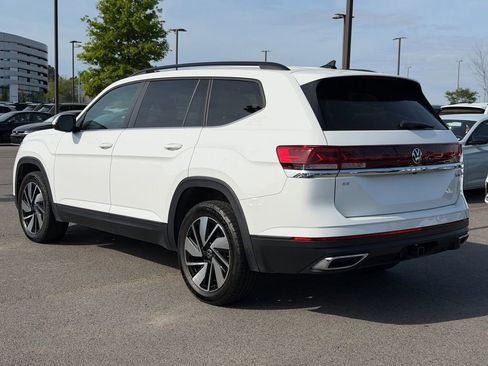 Used 2024 Volkswagen Atlas SE image 24