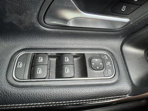 Used 2019 Mercedes-Benz A 220 4MATIC w/ Premium Package image 13