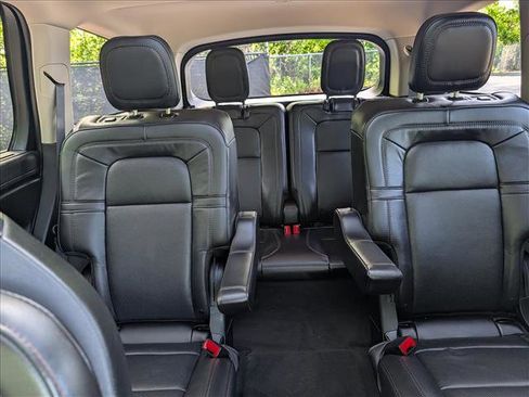 Used 2023 Lincoln Aviator Reserve w/ Equipment Group 201A AWD/4WD image 21