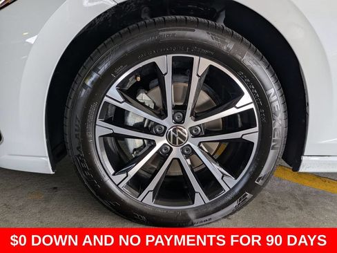 Used 2025 Volkswagen Jetta Sport FWD image 31