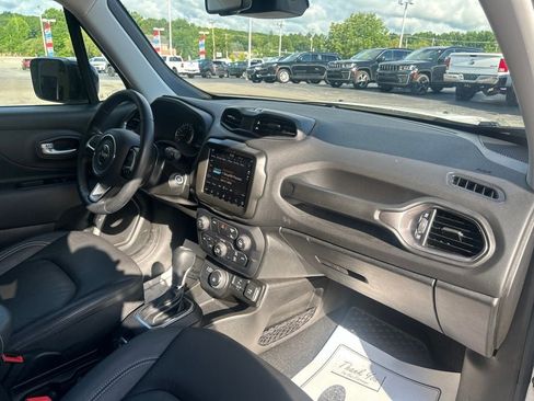 Used 2023 Jeep Renegade Limited AWD/4WD image 27
