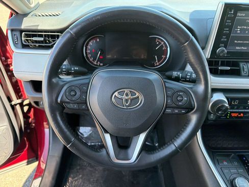 Used 2021 Toyota RAV4 Limited w/ Limited Grade Weather Package AWD/4WD image 17
