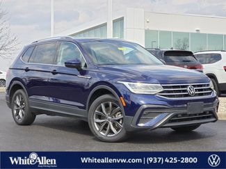 Used 2022 Volkswagen Tiguan SE w/ Panoramic Sunroof Package video 1