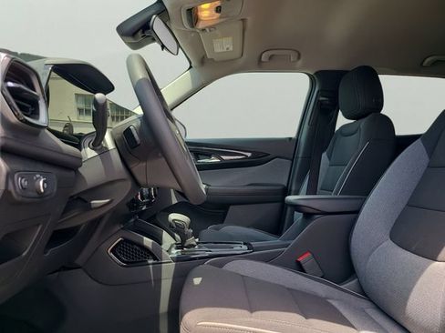 New 2026 Chevrolet TrailBlazer LT w/ Midnight Edition FWD image 19