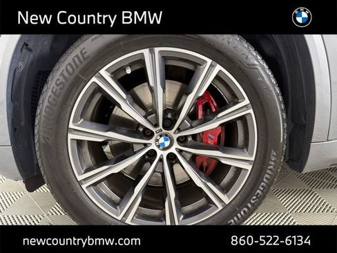 Used 2024 BMW X5 xDrive40i w/ M Sport Package AWD/4WD image 27