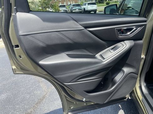 Certified 2022 Subaru Forester Touring AWD/4WD image 23