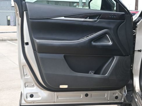 Used 2023 INFINITI QX60 Sensory w/ Cargo Package AWD/4WD image 17