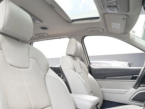 Used 2021 Kia Telluride EX FWD image 19