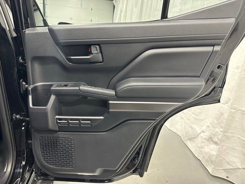 Used 2025 Toyota 4Runner SR5 image 52