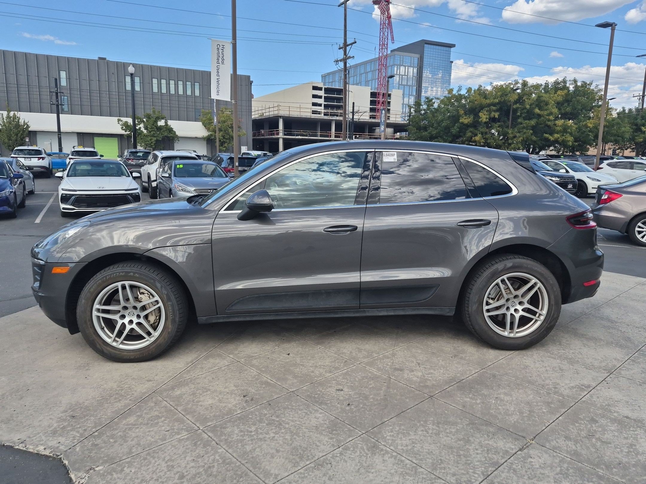Used 2016 Porsche Macan S w/ Infotainment Package AWD/4WD image 8