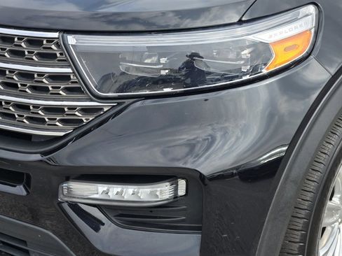 Certified 2022 Ford Explorer King Ranch w/ Technology Package image 9