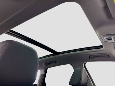 New 2025 Audi Q5 Premium image 17