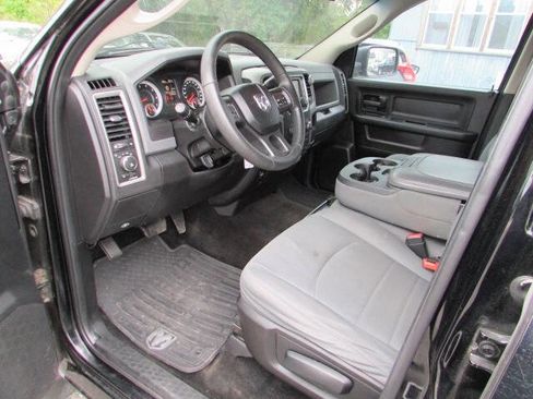 Used 2014 RAM 1500 Express w/ Black Ram 1500 Express Group AWD/4WD image 16