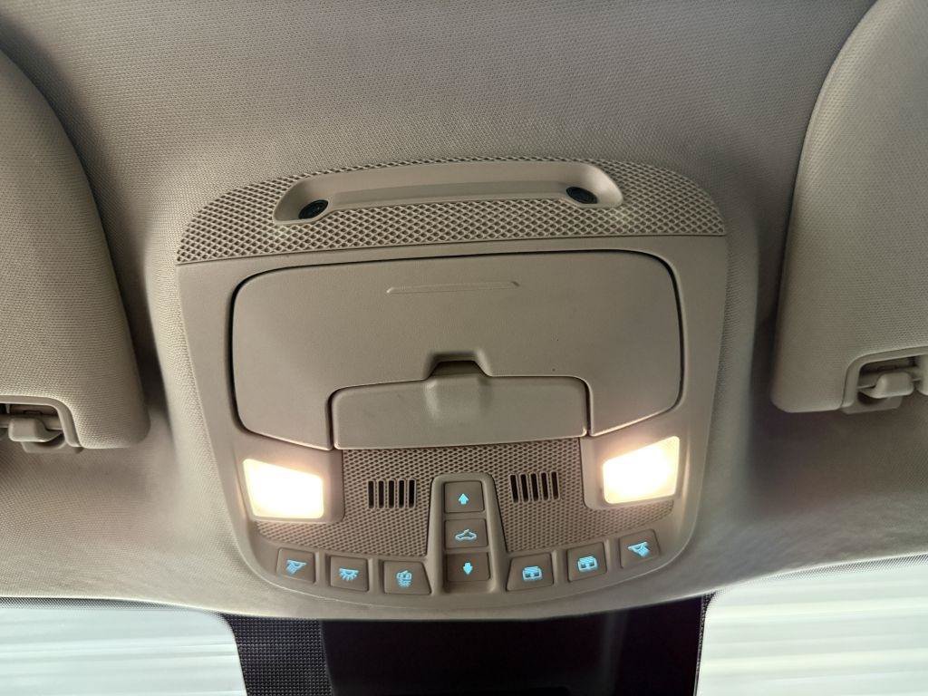 Used 2019 Ford Expedition Max Platinum AWD/4WD image 27
