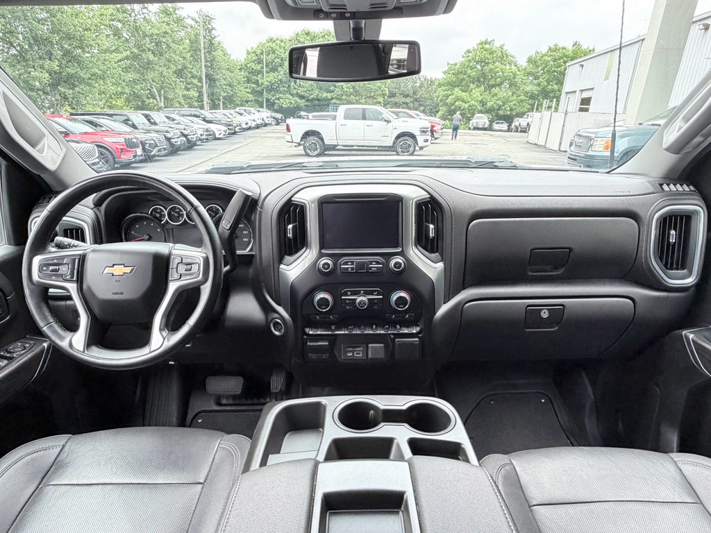 Used 2023 Chevrolet Silverado 2500 LTZ w/ Gooseneck/5TH Wheel Package AWD/4WD image 13