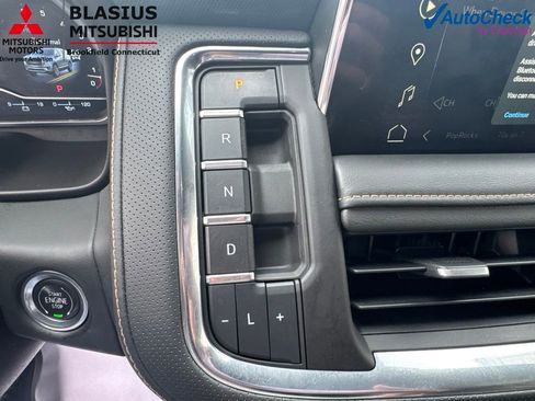 Used 2023 GMC Yukon AT4 w/ AT4 Premium Package AWD/4WD image 27