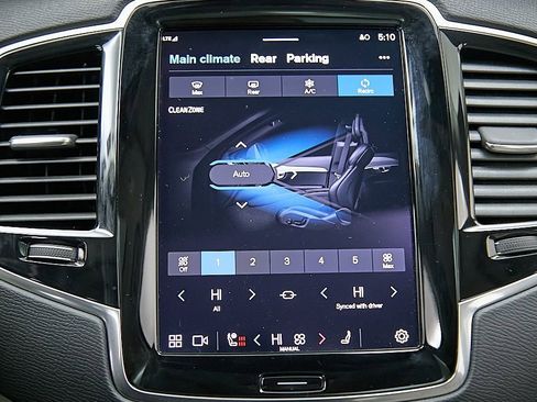 Certified 2023 Volvo XC90 T8 Plus image 29