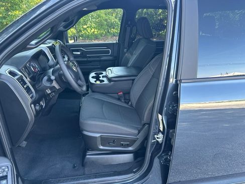 Used 2025 RAM 2500 Big Horn AWD/4WD image 19