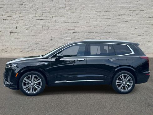 Certified 2024 Cadillac XT6 Premium Luxury w/ Technology Package FWD image 2