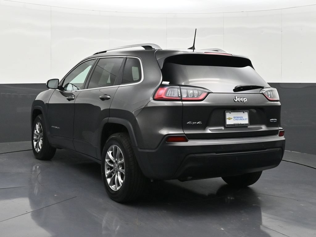 Used 2019 Jeep Cherokee Latitude Plus AWD/4WD image 3