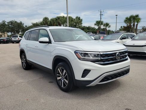 Used 2021 Volkswagen Atlas SE FWD image 3