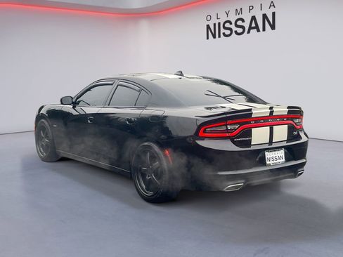 Used 2016 Dodge Charger R/T image 3
