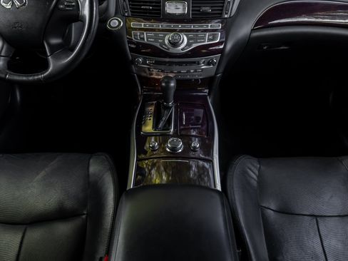 Used 2019 INFINITI Q70 Luxe RWD image 58