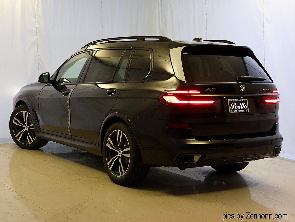 Used 2027 BMW X7 xDrive40i w/ M Sport Package AWD/4WD image 2