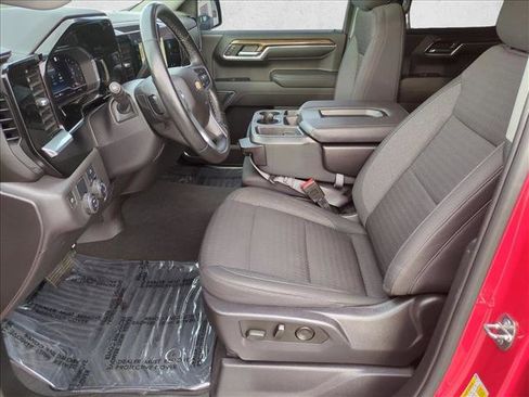 Used 2023 Chevrolet Silverado 1500 LT image 14