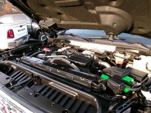 Used 2020 GMC Sierra 2500 Denali w/ Denali Ultimate Package image 24