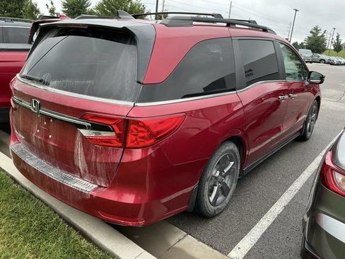 Used 2022 Honda Odyssey EX image 7