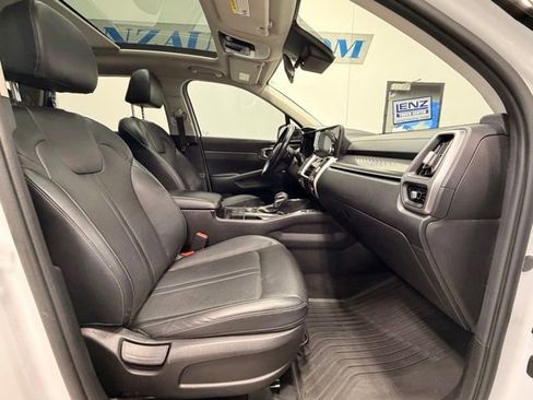 Used 2021 Kia Sorento S w/ Panoramic Sunroof Package FWD image 15