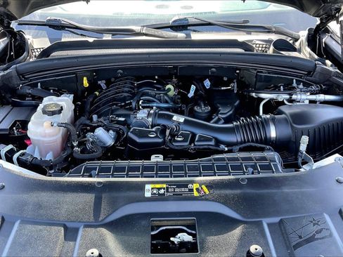 Used 2023 Jeep Grand Cherokee L Laredo w/ Luxury Tech Group I RWD image 10
