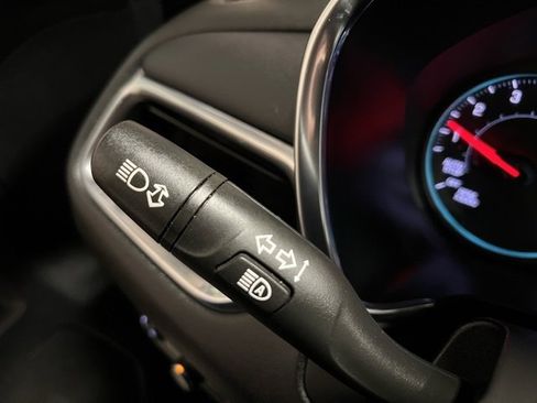 Used 2022 Chevrolet Equinox LT image 33