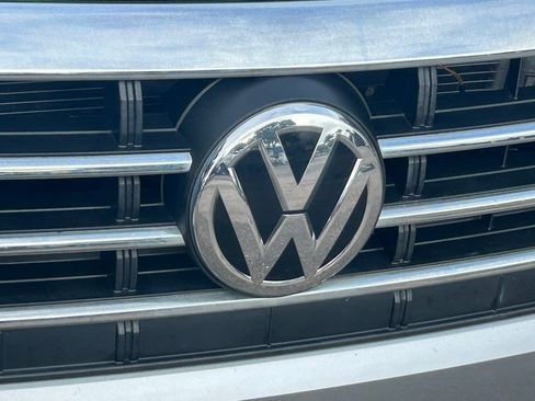 Used 2021 Volkswagen Jetta SE image 17