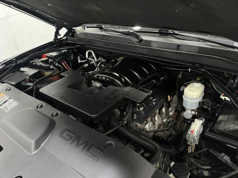 Used 2019 GMC Yukon Denali image 31