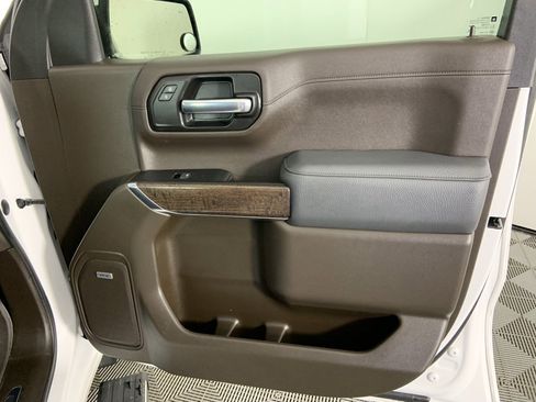 Used 2022 GMC Sierra 1500 Denali w/ Denali Premium Package image 25