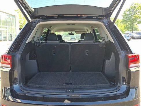 Used 2023 Volkswagen Atlas SE AWD/4WD image 28
