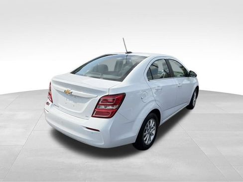 Used 2020 Chevrolet Sonic LT w/ Convenience Package FWD image 3
