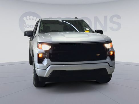 Used 2022 Chevrolet Silverado 1500 Custom AWD/4WD image 4