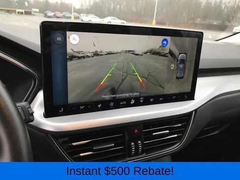 Used 2024 Ford Escape Platinum image 10