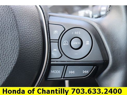 Used 2023 Toyota Corolla SE image 11