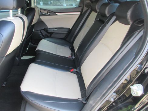 Used 2018 Honda Civic Sport Touring image 18