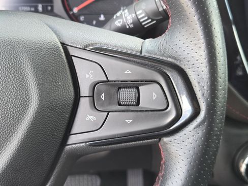 Used 2021 Chevrolet TrailBlazer RS w/ Convenience Package FWD image 19