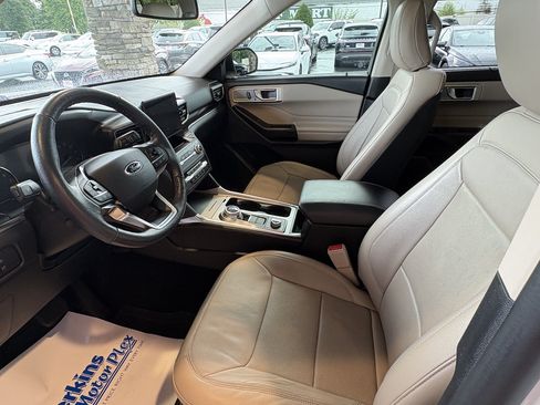 Used 2020 Ford Explorer Limited AWD/4WD image 23