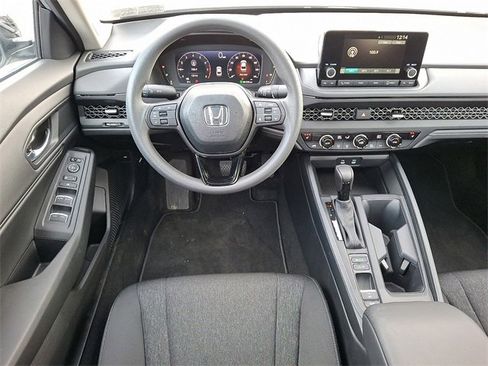 Certified 2025 Honda Accord SE image 8